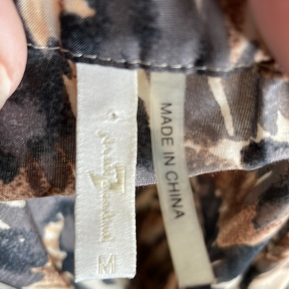 7 For All Mankind Animal Print Sleeveless Cami V Neck Casual Blouse - Picture 4 of 6